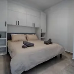 New 3 Bedroom Family With Terrace