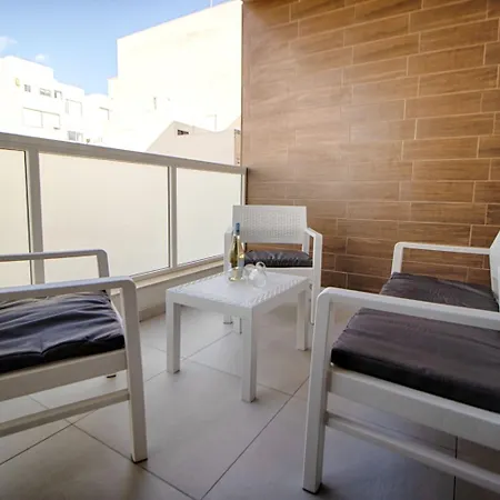 New 3 Bedroom Family With Terrace Apartman San Pawl il-Baħar