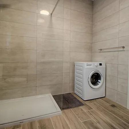 New 3 Bedroom Family With Terrace