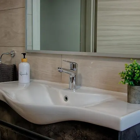 New 3 Bedroom Family With Terrace