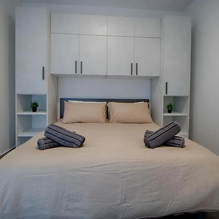 New 3 Bedroom Family With Terrace شقة خليج سانت بول