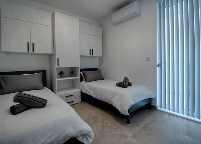 Apartament New 3 Bedroom Family With Terrace