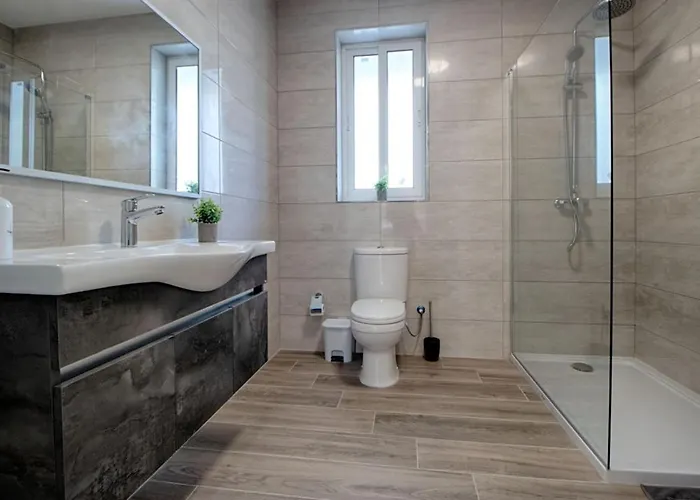 New 3 Bedroom Family With Terrace *