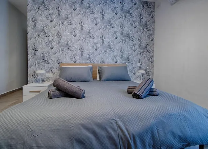 New 3 Bedroom Family With Terrace *